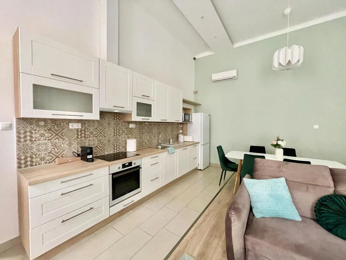 Design Luxury Asboth #Freeprkng Apartment Budapest Hungary